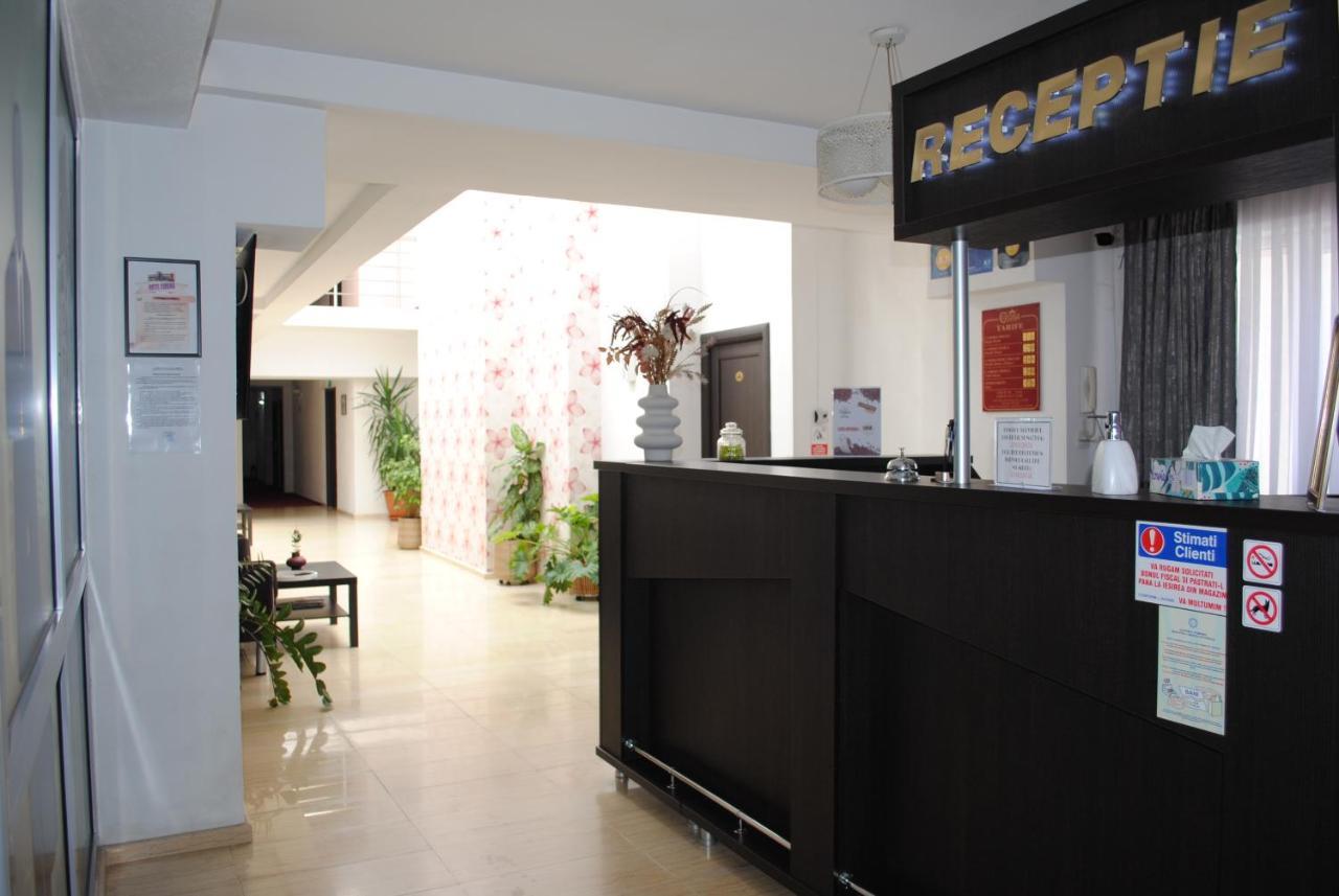 Hotel Corona Drobeta Turnu Severin Exterior foto